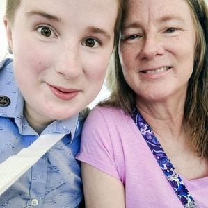 Meet your Posher, Eva